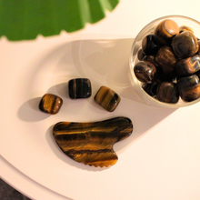 Load image into Gallery viewer, CHIA Heart gua sha - Tiger Eye