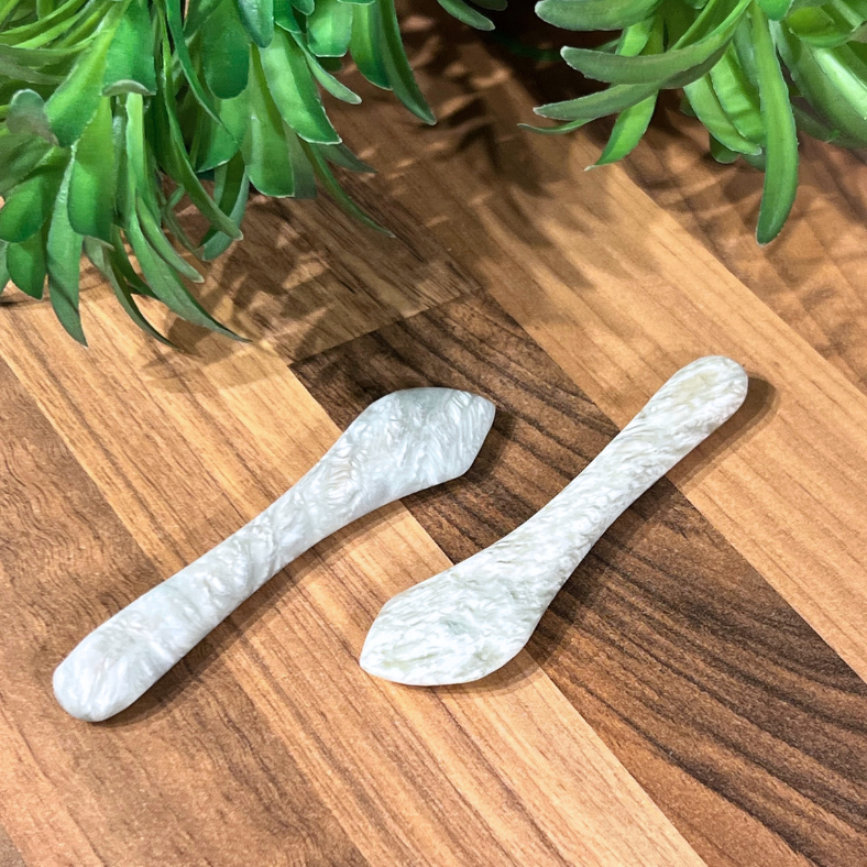 Correcting Jade Spoon